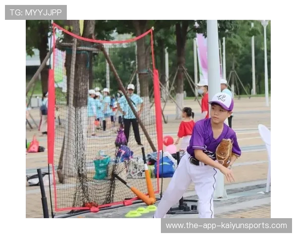 山东省第十五届全民健身运动会 “时尚青岛” 啦啦操赛圆满收官 700 余名选手展活力风采